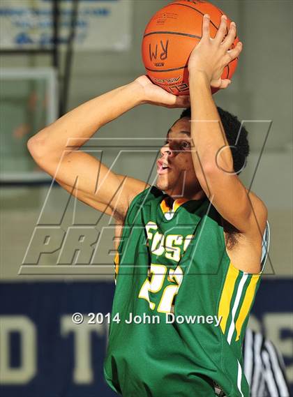 Thumbnail 1 in Foss @ Downey (MaxPreps Holiday Classic) photogallery.