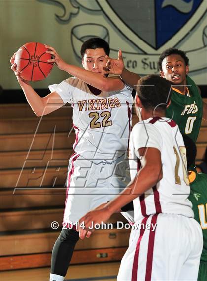 Thumbnail 1 in Foss @ Downey (MaxPreps Holiday Classic) photogallery.