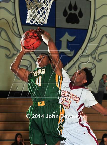 Thumbnail 2 in Foss @ Downey (MaxPreps Holiday Classic) photogallery.
