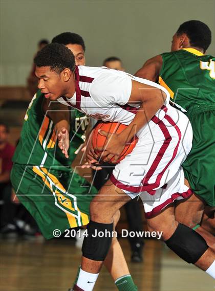 Thumbnail 3 in Foss @ Downey (MaxPreps Holiday Classic) photogallery.
