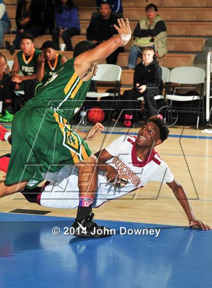 Thumbnail 2 in Foss @ Downey (MaxPreps Holiday Classic) photogallery.