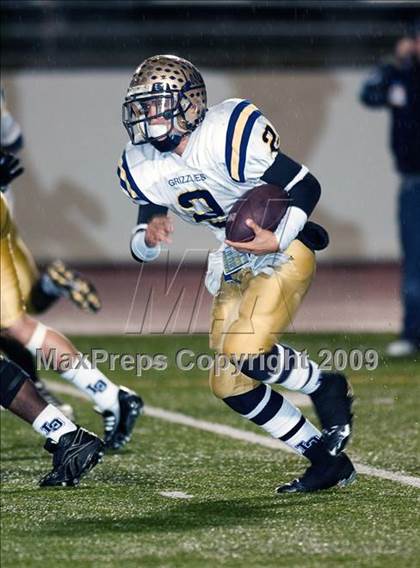 Thumbnail 1 in Los Osos vs. Upland (CIF SS Central Division Final) photogallery.