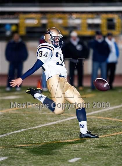 Thumbnail 1 in Los Osos vs. Upland (CIF SS Central Division Final) photogallery.