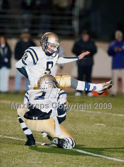Thumbnail 2 in Los Osos vs. Upland (CIF SS Central Division Final) photogallery.
