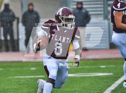 Thumbnail 3 in Atlanta vs. Malakoff (UIL 3A Regional Playoff) photogallery.