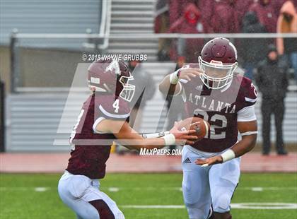 Thumbnail 3 in Atlanta vs. Malakoff (UIL 3A Regional Playoff) photogallery.