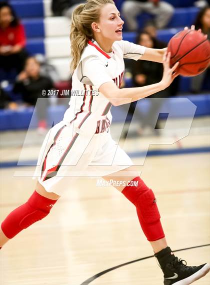 Thumbnail 3 in Fairfax vs.  Williams Field (Lady Titan Winter Hoops Classic) photogallery.