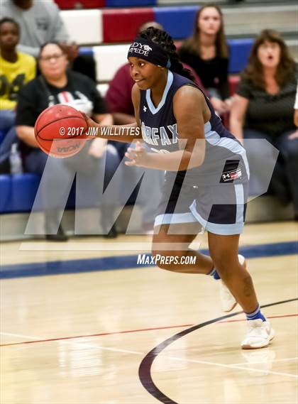 Thumbnail 1 in Fairfax vs.  Williams Field (Lady Titan Winter Hoops Classic) photogallery.