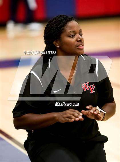 Thumbnail 2 in Fairfax vs.  Williams Field (Lady Titan Winter Hoops Classic) photogallery.