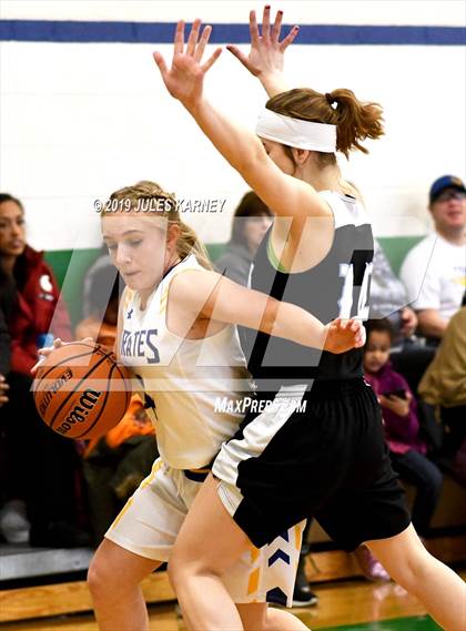 Thumbnail 1 in Moapa Valley vs Chugiak (Gator Winter Classic) photogallery.
