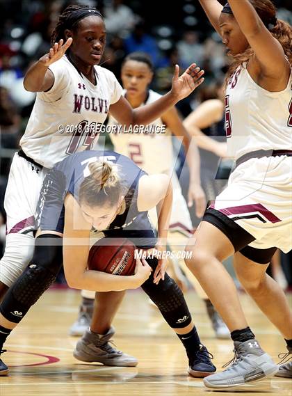 Thumbnail 3 in Lone Star vs Mansfield Timberview photogallery.