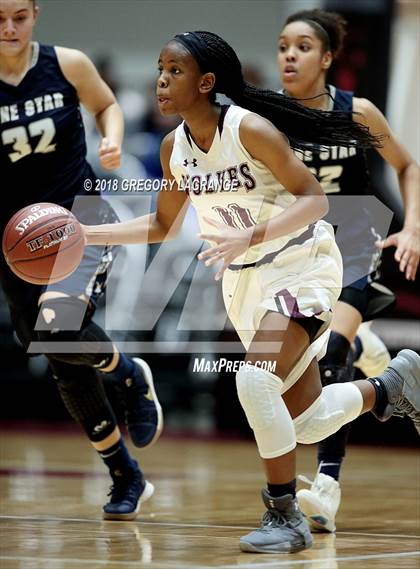 Thumbnail 2 in Lone Star vs Mansfield Timberview photogallery.