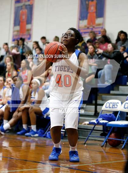 Thumbnail 2 in Chilton County vs Verbena (Chilton County Tournament) photogallery.