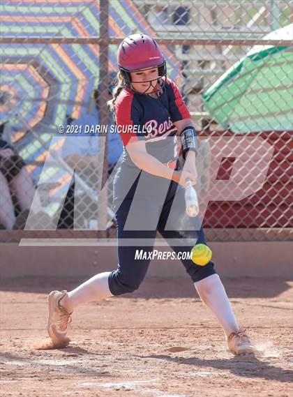 Thumbnail 3 in Santa Cruz Valley vs Benson (AIA 2A Quarterfinals) photogallery.