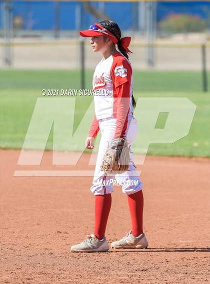 Thumbnail 3 in Santa Cruz Valley vs Benson (AIA 2A Quarterfinals) photogallery.