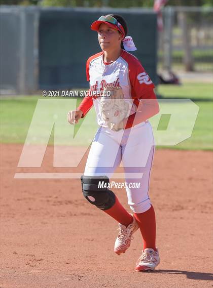 Thumbnail 2 in Santa Cruz Valley vs Benson (AIA 2A Quarterfinals) photogallery.