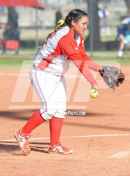 Thumbnail 1 in Santa Cruz Valley vs Benson (AIA 2A Quarterfinals) photogallery.
