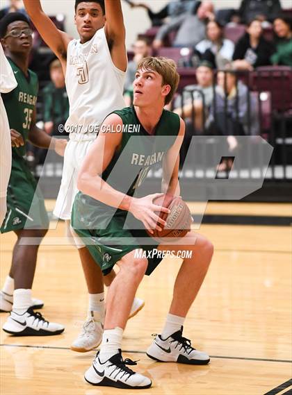 Thumbnail 2 in Reagan [Ronald] vs Madison photogallery.