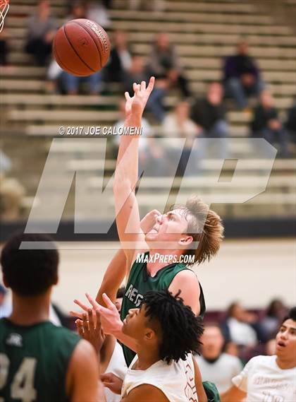 Thumbnail 1 in Reagan [Ronald] vs Madison photogallery.