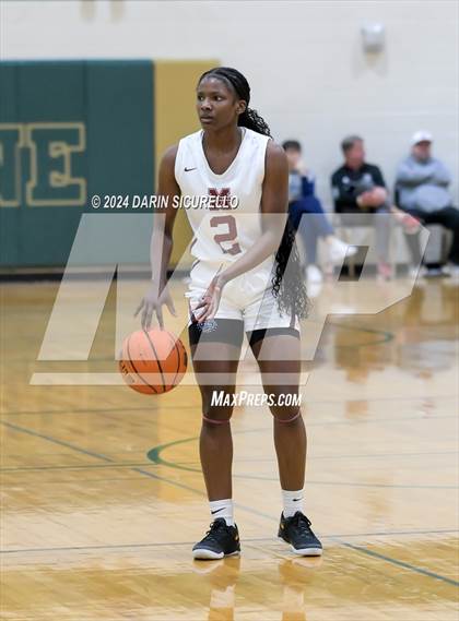 Thumbnail 1 in Bishop McNamara vs. Clackamas (Nike Tournament of Champions) photogallery.