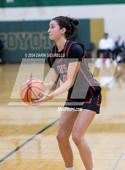 Thumbnail 1 in Bishop McNamara vs. Clackamas (Nike Tournament of Champions) photogallery.