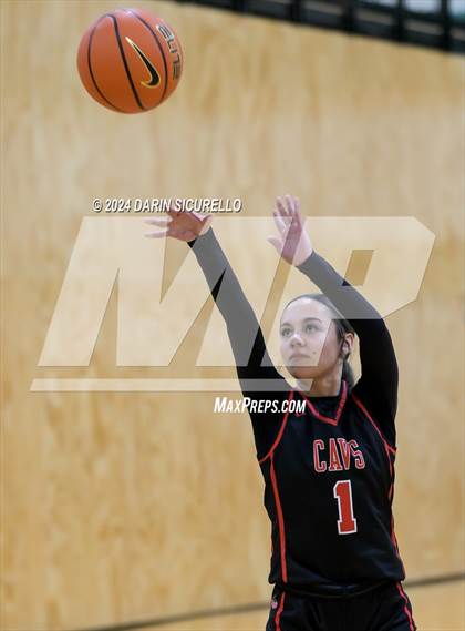Thumbnail 3 in Bishop McNamara vs. Clackamas (Nike Tournament of Champions) photogallery.