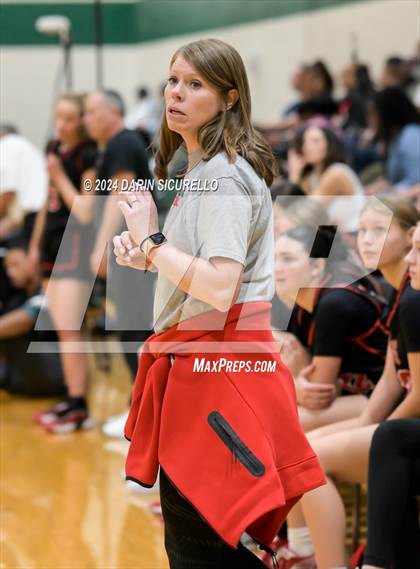Thumbnail 1 in Bishop McNamara vs. Clackamas (Nike Tournament of Champions) photogallery.