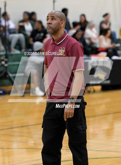 Thumbnail 3 in Bishop McNamara vs. Clackamas (Nike Tournament of Champions) photogallery.