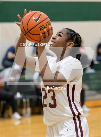 Thumbnail 2 in Bishop McNamara vs. Clackamas (Nike Tournament of Champions) photogallery.
