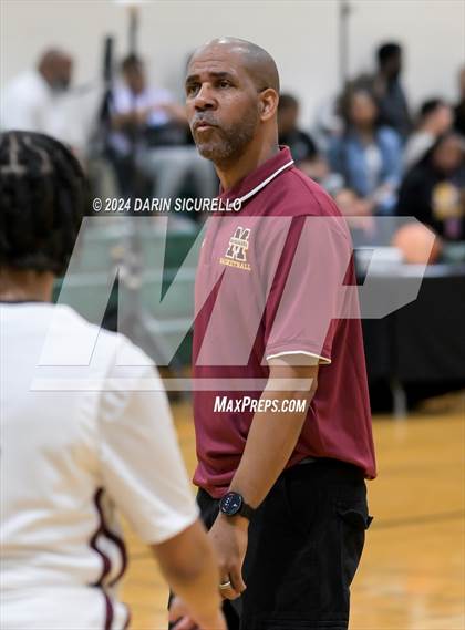 Thumbnail 1 in Bishop McNamara vs. Clackamas (Nike Tournament of Champions) photogallery.