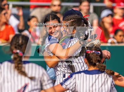 Thumbnail 3 in Miller place vs Mineola (NYPHSAA Class A Round 1) photogallery.