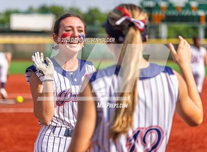 Thumbnail 3 in Miller place vs Mineola (NYPHSAA Class A Round 1) photogallery.