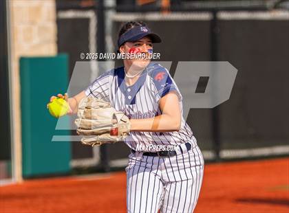 Thumbnail 1 in Miller place vs Mineola (NYPHSAA Class A Round 1) photogallery.