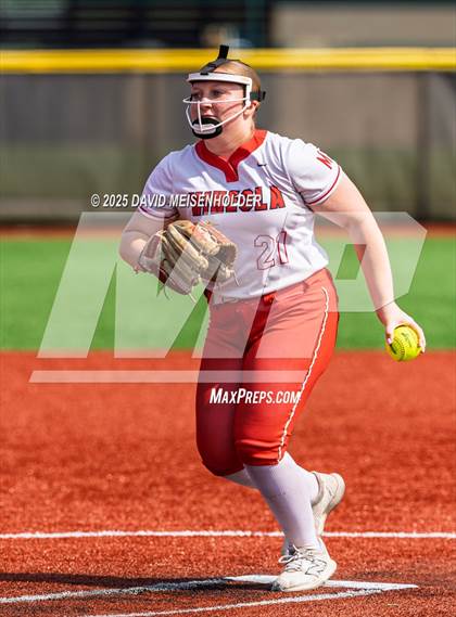 Thumbnail 2 in Miller place vs Mineola (NYPHSAA Class A Round 1) photogallery.