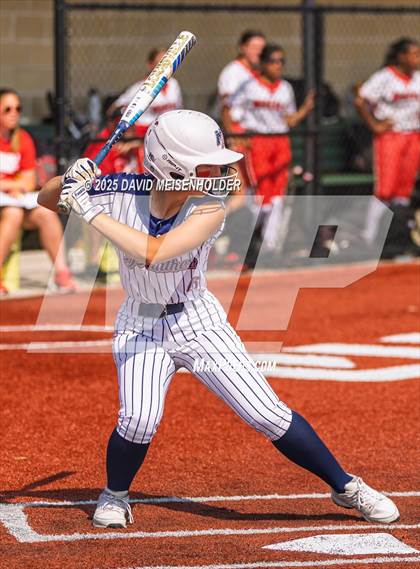 Thumbnail 2 in Miller place vs Mineola (NYPHSAA Class A Round 1) photogallery.