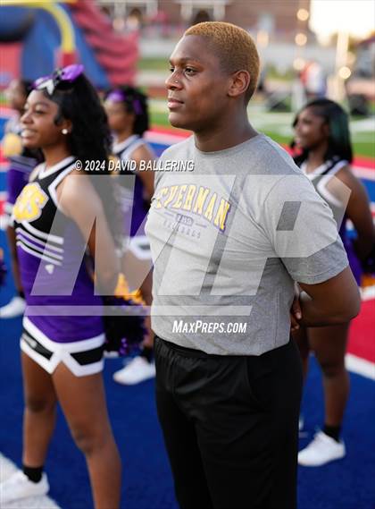 Thumbnail 1 in Everman @ Grapevine photogallery.