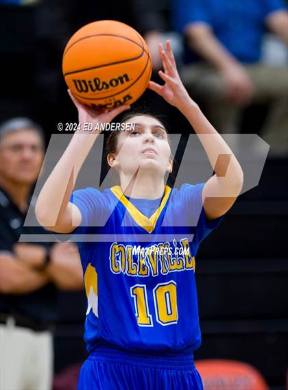 Thumbnail 3 in Coleville vs. Pyramid Lake (NIAA 1A West Championship) photogallery.