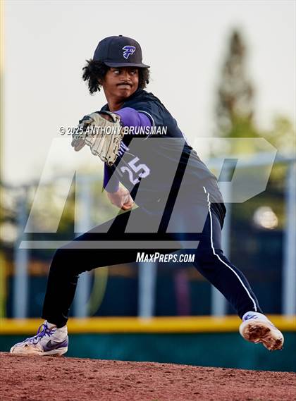 Thumbnail 2 in Franklin vs St. Mary's (CIF SJS D1 Final) photogallery.