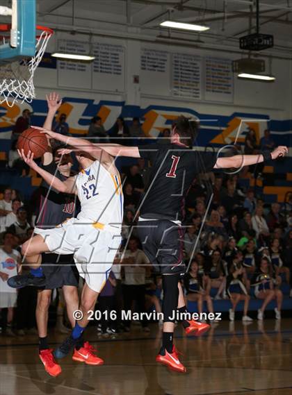 Thumbnail 2 in Oaks Christian @ Agoura photogallery.