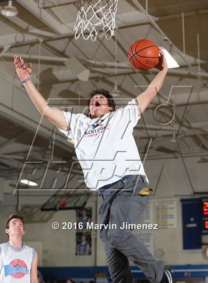 Thumbnail 1 in Oaks Christian @ Agoura photogallery.