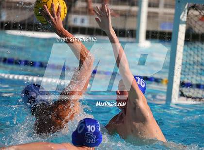 Thumbnail 2 in Loyola vs. Santa Margarita (CIF SoCal Regional D-2 Semifinal) photogallery.