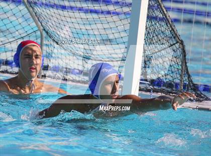 Thumbnail 3 in Loyola vs. Santa Margarita (CIF SoCal Regional D-2 Semifinal) photogallery.