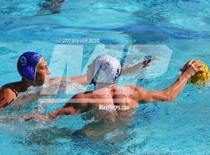Thumbnail 3 in Loyola vs. Santa Margarita (CIF SoCal Regional D-2 Semifinal) photogallery.