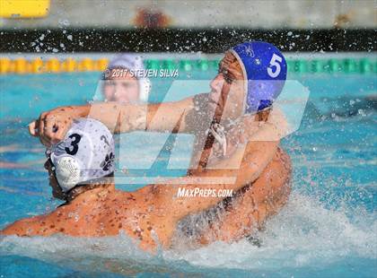 Thumbnail 1 in Loyola vs. Santa Margarita (CIF SoCal Regional D-2 Semifinal) photogallery.