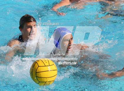 Thumbnail 2 in Loyola vs. Santa Margarita (CIF SoCal Regional D-2 Semifinal) photogallery.