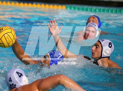 Thumbnail 2 in Loyola vs. Santa Margarita (CIF SoCal Regional D-2 Semifinal) photogallery.