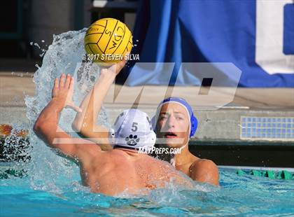 Thumbnail 2 in Loyola vs. Santa Margarita (CIF SoCal Regional D-2 Semifinal) photogallery.