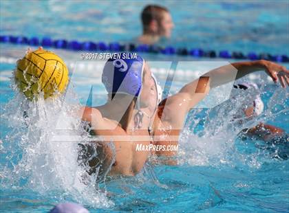 Thumbnail 2 in Loyola vs. Santa Margarita (CIF SoCal Regional D-2 Semifinal) photogallery.