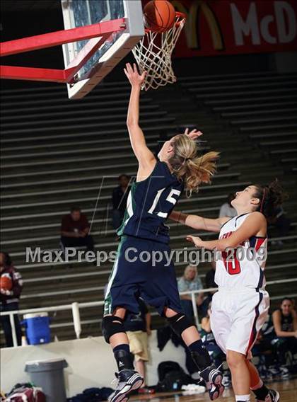 Thumbnail 3 in College Park vs Clear Lake (McDonalds Texas Invitational) photogallery.