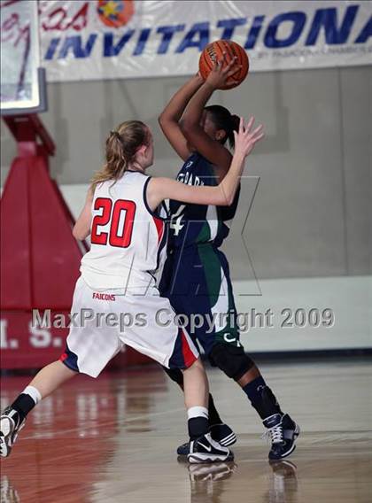 Thumbnail 3 in College Park vs Clear Lake (McDonalds Texas Invitational) photogallery.